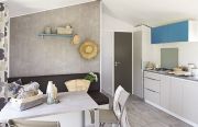camping-vert-lavande